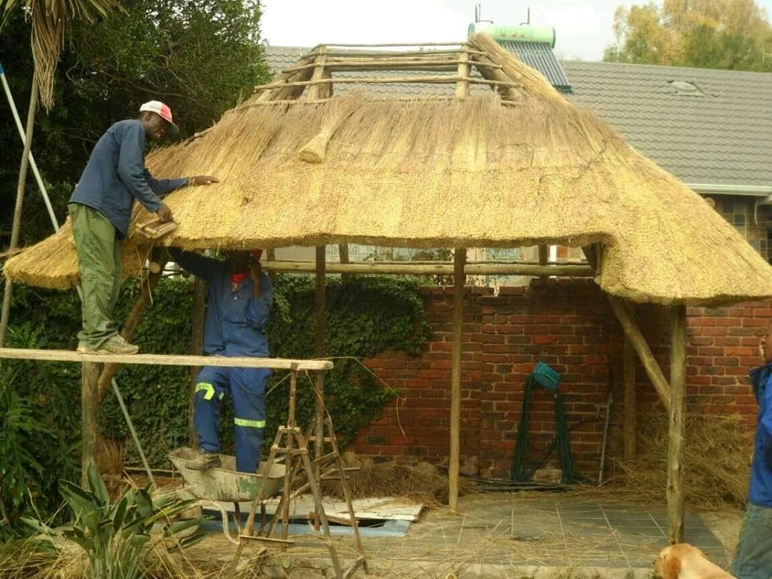 Thatch roofing project photo 5
